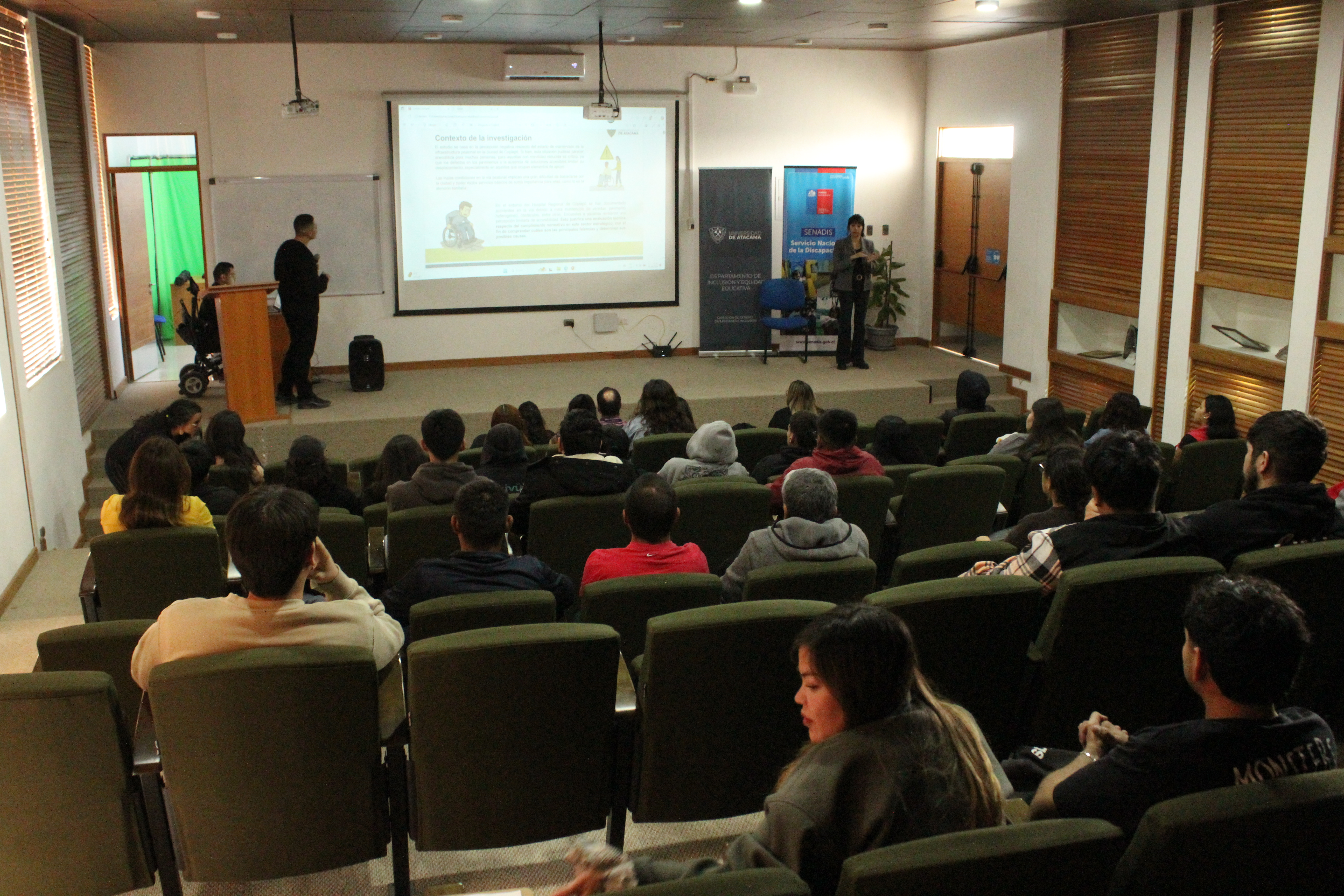 Charla sobre Accesibilidad Universal